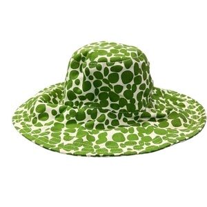 TWO LOOPS white with green dots summer flappy hat